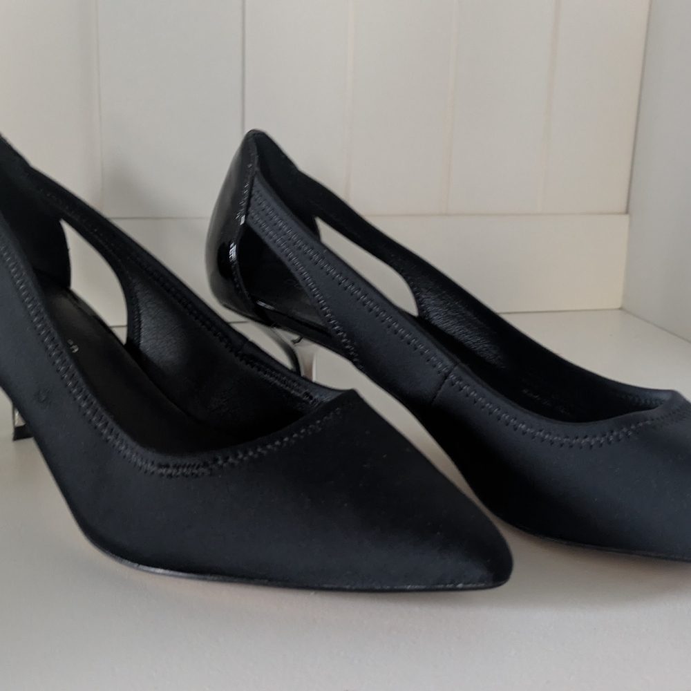 Elegant Black Women's Pumps